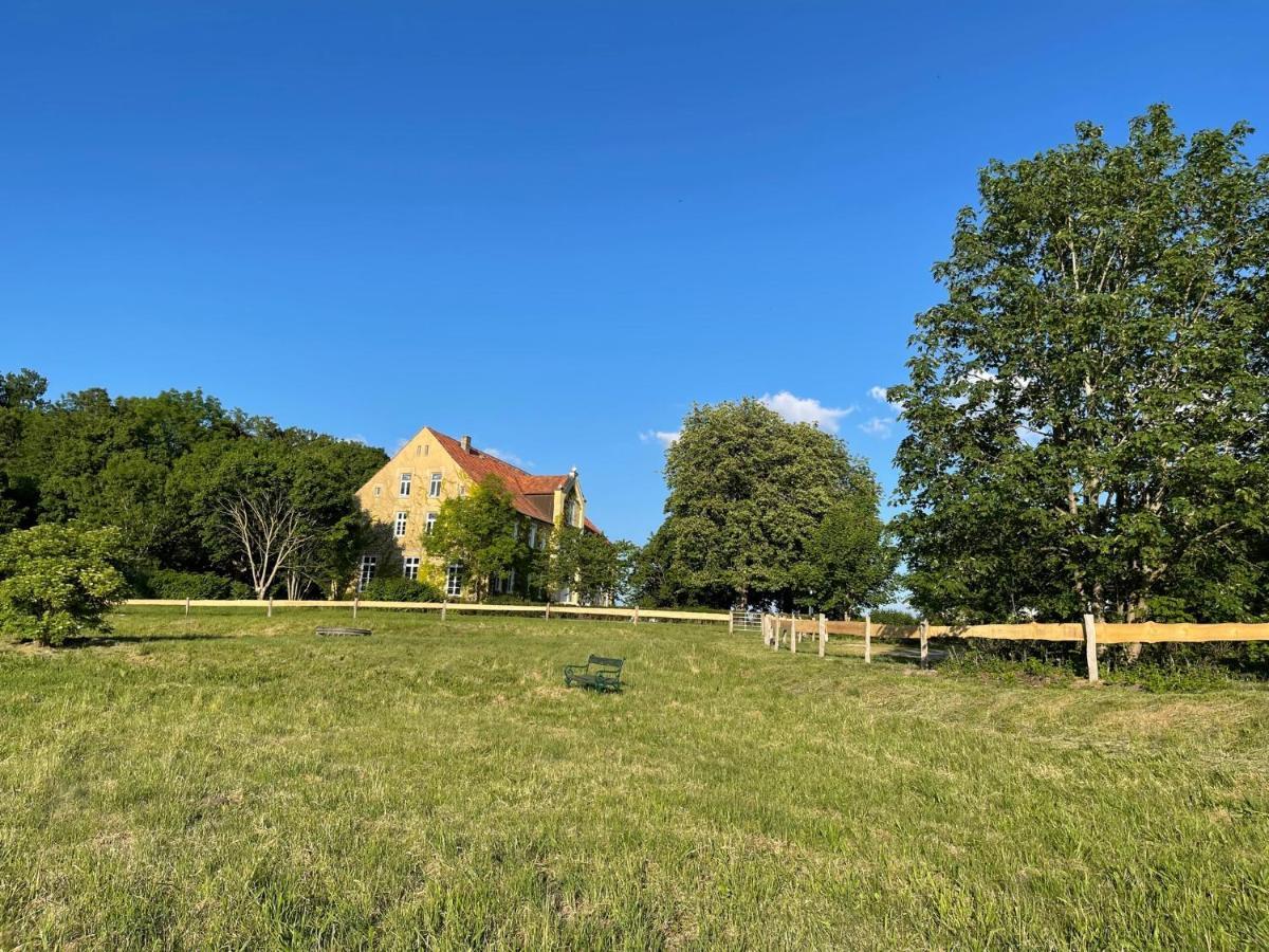 Radlerzimmer Neu Gaarz Fuer 2 Personen Exterior photo